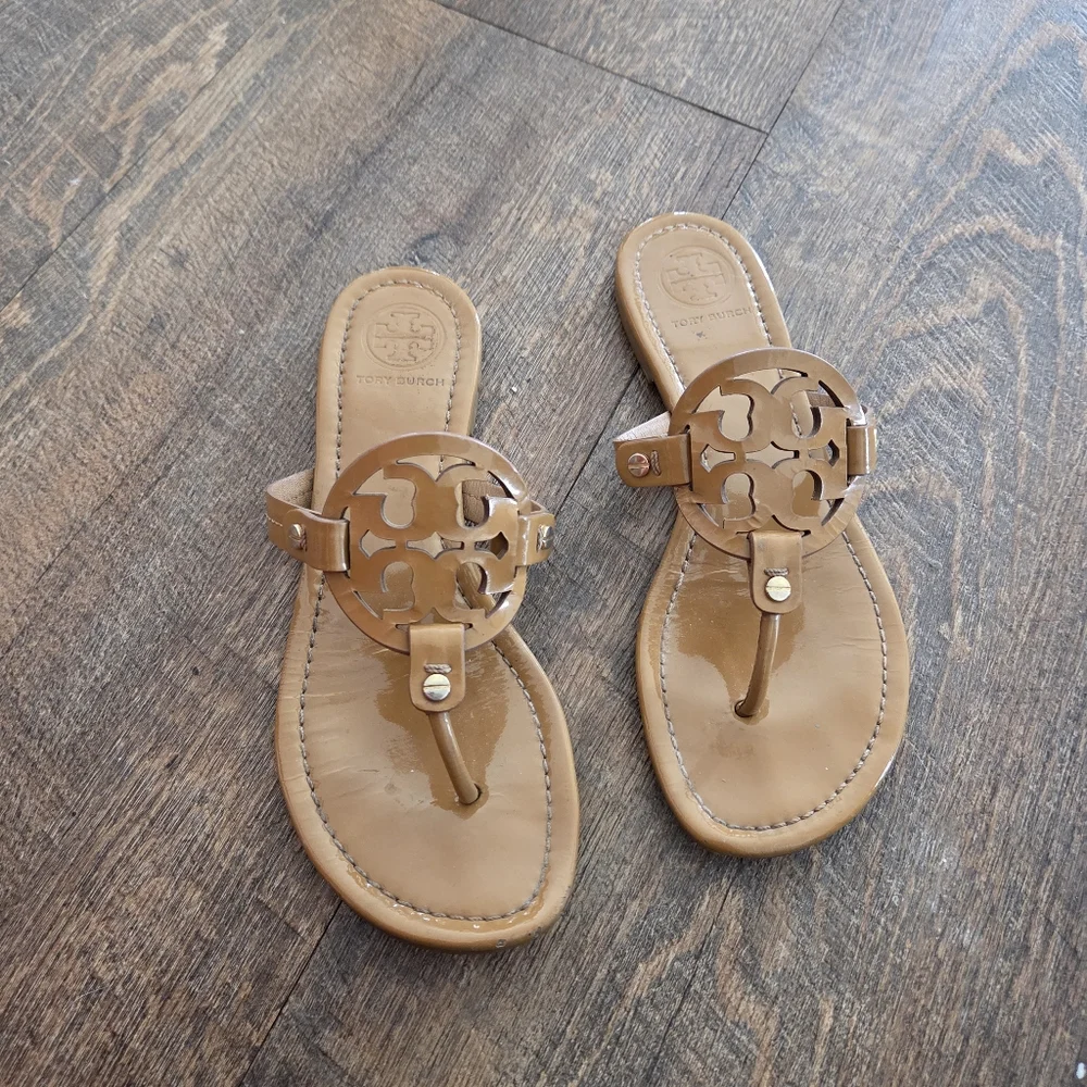 Tory Burch Miller Thong Sandals 8.5 - Picture 3 of 13